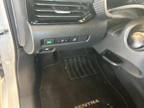 Used 2024 Nissan Sentra SV FWD image 24