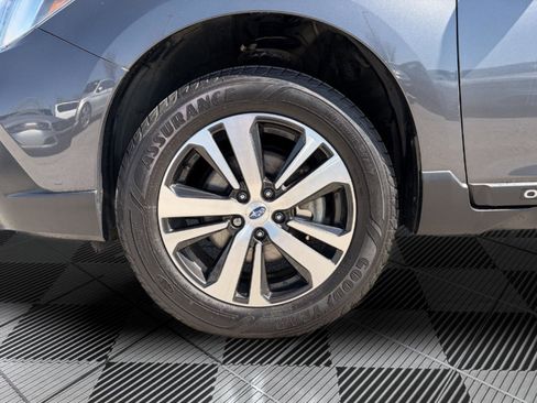 Used 2019 Subaru Outback 2.5i Limited image 9