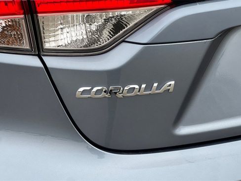 Certified 2025 Toyota Corolla LE image 26