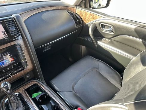 Used 2021 INFINITI QX80 Premium Select w/ All-Season Package image 28