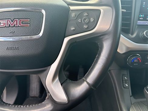 Used 2019 GMC Acadia SLT image 24