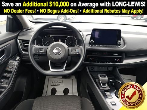 Used 2024 Nissan Rogue SV image 18