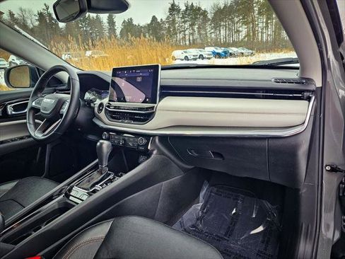 Certified 2022 Jeep Compass Limited image 39