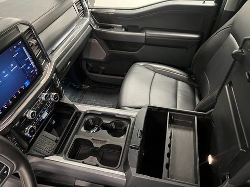 Used 2025 Ford F350 Lariat w/ Black Appearance Package AWD/4WD image 39