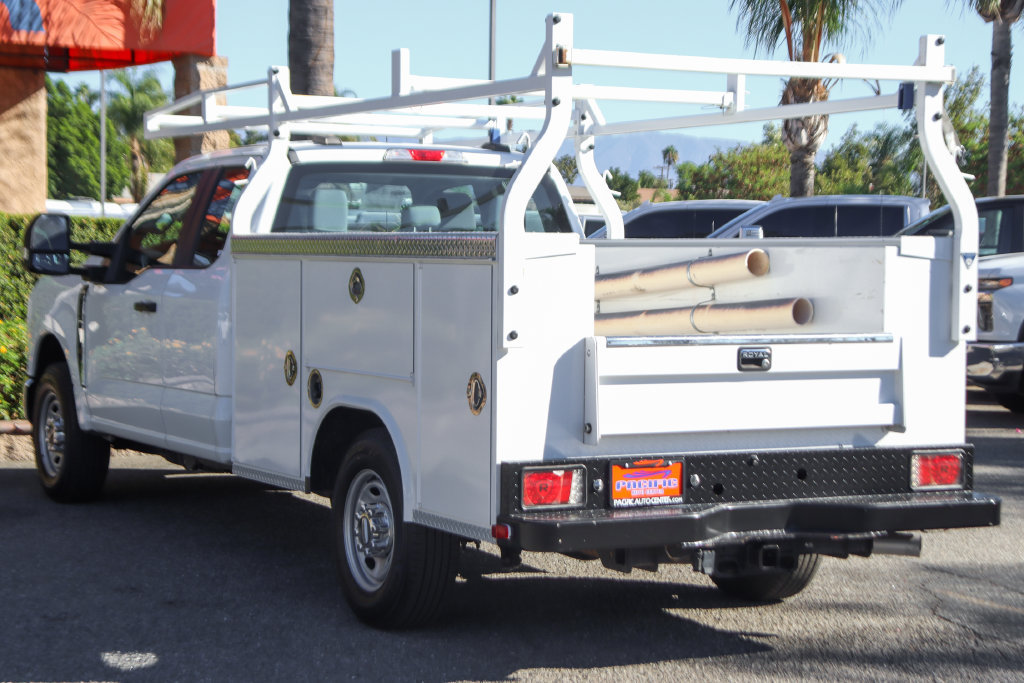 Used 2023 Ford F250 XL w/ XL Chrome Package RWD image 7