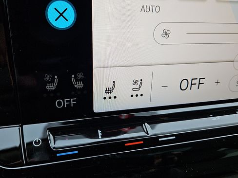 New 2026 Volkswagen Atlas SEL image 18