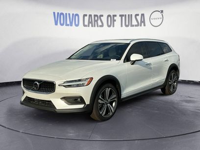 New 2026 Volvo V60 B5 Cross Country Plus w/ Protection Package Premier
