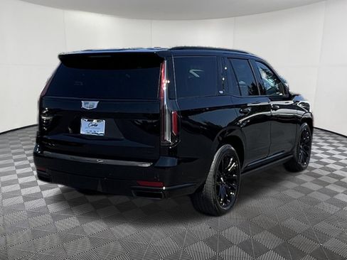 Used 2023 Cadillac Escalade Sport w/ LPO, ONYX Package AWD/4WD image 6