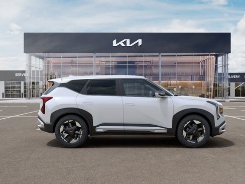 New 2027 Kia Seltos EX FWD image 7