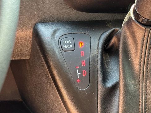 Used 2025 RAM ProMaster 2500 w/ Convenience Group FWD image 30