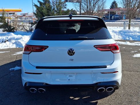Used 2024 Volkswagen Golf R image 5