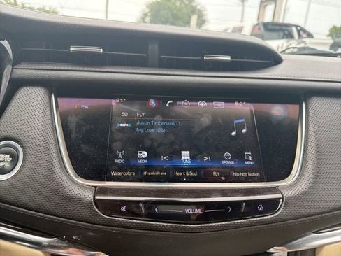 Used 2017 Cadillac XT5 FWD image 12