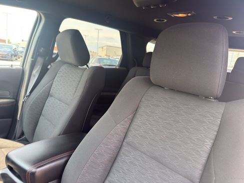Used 2025 Dodge Durango GT AWD/4WD image 28