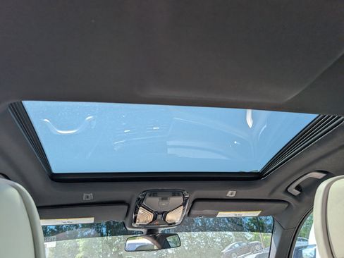 Used 2019 BMW 540i xDrive w/ M Sport Package AWD/4WD image 18