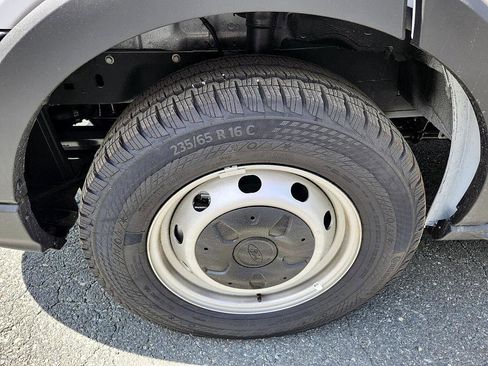 New 2024 Ford Transit 350 148 High Roof Extended image 22