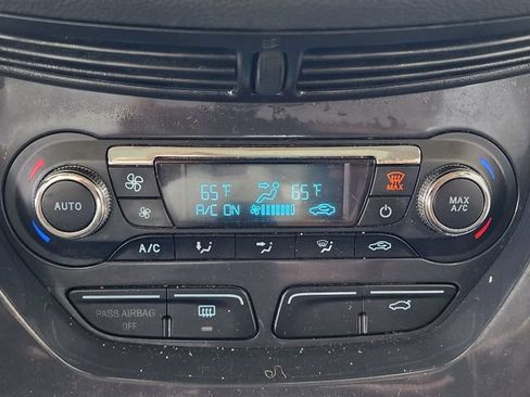 Used 2013 Ford Escape Titanium w/ Class II Trailer Tow Pkg FWD image 31