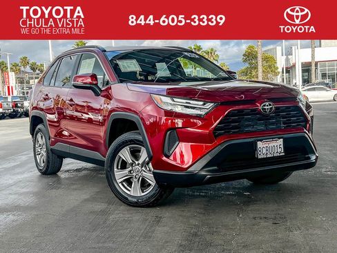 Certified 2025 Toyota RAV4 LE image 1