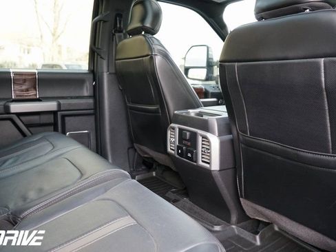 Used 2017 Ford F350 Platinum w/ Platinum Ultimate Package image 44