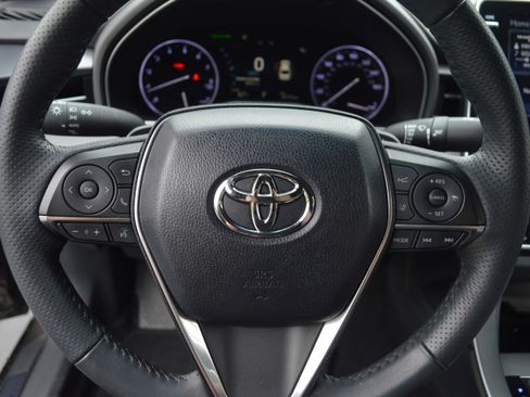 Used 2019 Toyota Avalon Touring w/ Advanced Safety Package FWD image 14