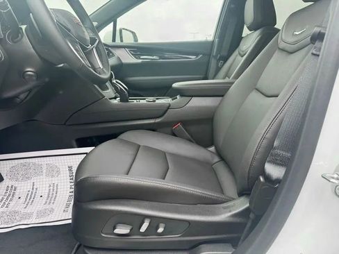 New 2026 Cadillac XT5 Premium Luxury w/ Driver Assist Package AWD/4WD image 9