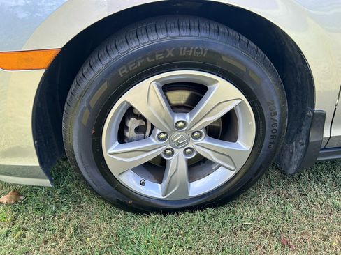 Used 2019 Honda Odyssey EX-L image 53