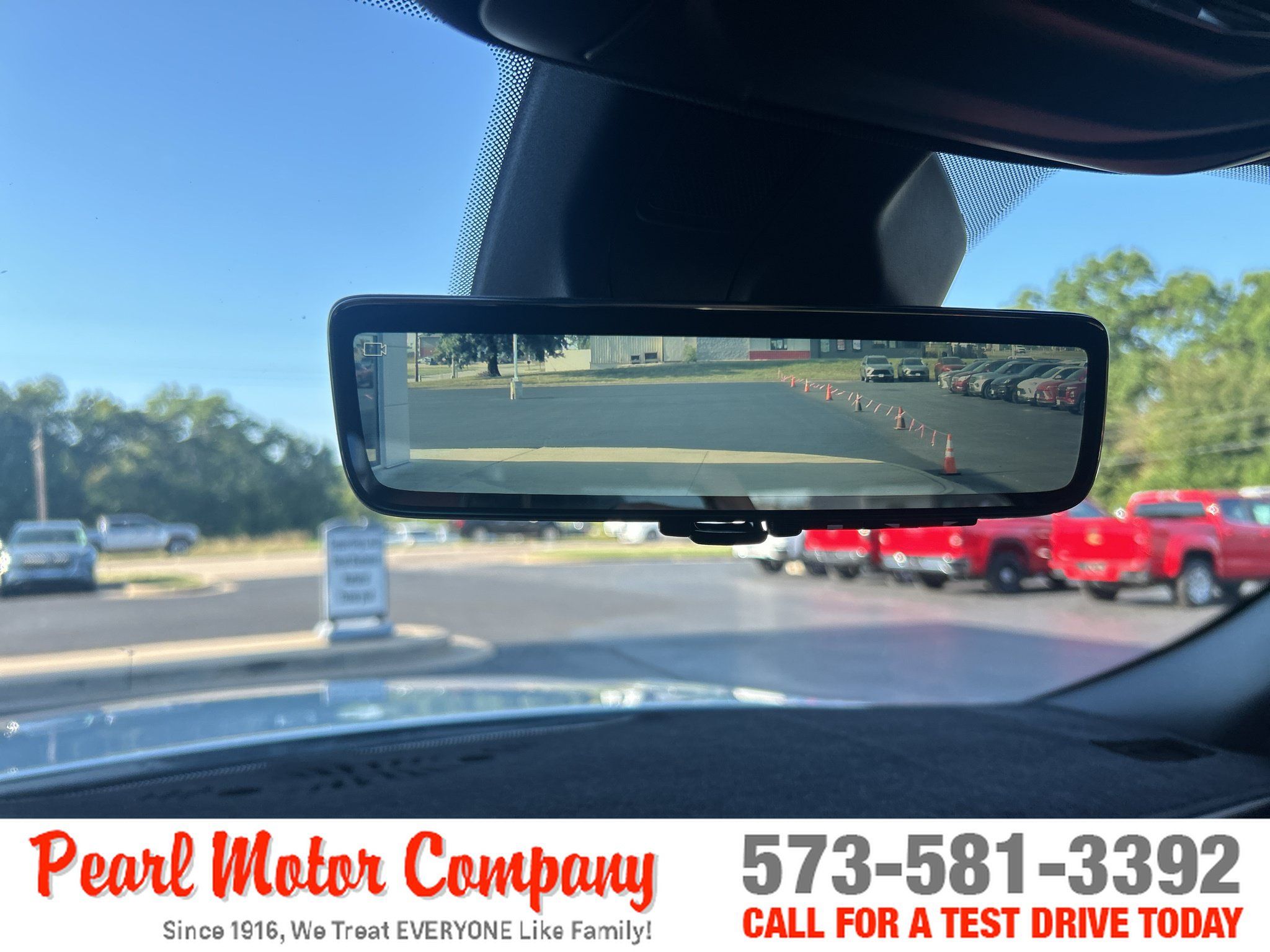Used 2024 Jeep Grand Cherokee L Limited w/ Luxury Tech Group II AWD/4WD image 15