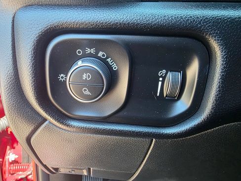 Used 2026 RAM 2500 Big Horn AWD/4WD image 17