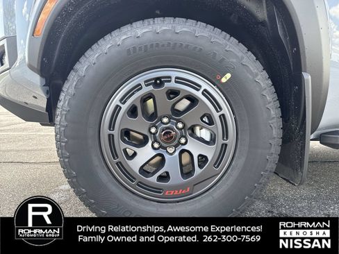 Certified 2026 Nissan Frontier PRO-4X w/ Pro-4x Convenience Package AWD/4WD image 11