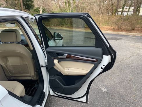 Used 2018 Audi Q5 2.0T Premium Plus image 58