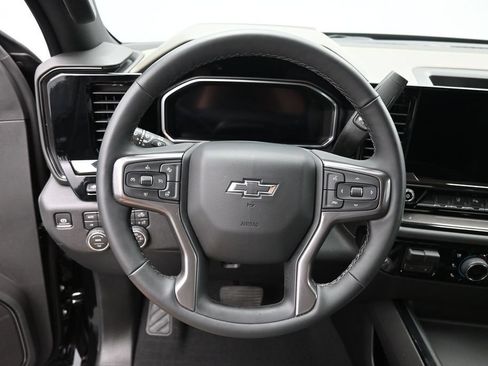 Used 2026 Chevrolet Silverado 2500 ZR2 AWD/4WD image 17
