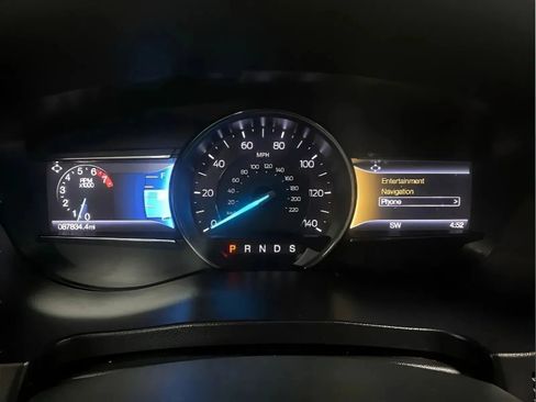 Used 2018 Ford Explorer Limited FWD image 18