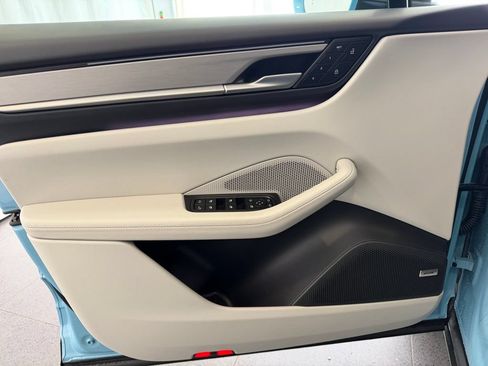 Certified 2026 Porsche Macan 4 Electric AWD/4WD image 15