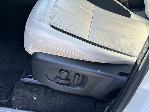 Used 2022 Land Rover Range Rover Sport HSE Dynamic image 28