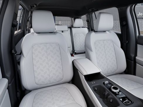 New 2026 Jeep Cherokee Overland image 16