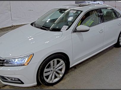 Used 2018 Volkswagen Passat 2.0T SE