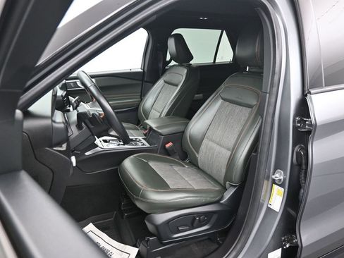 Certified 2022 Ford Explorer Timberline image 11