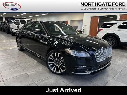 Used 2018 Lincoln Continental Reserve w/ Continental Climate Package image 1
