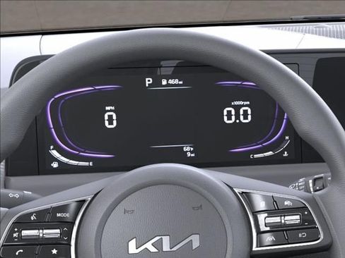 New 2026 Kia Seltos LX FWD image 21