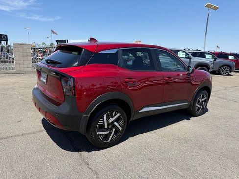 Certified 2025 Nissan Kicks SV FWD image 6