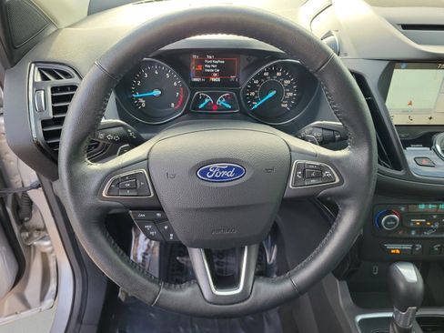 Used 2018 Ford Escape Titanium w/ Ford Safe & Smart Package image 27