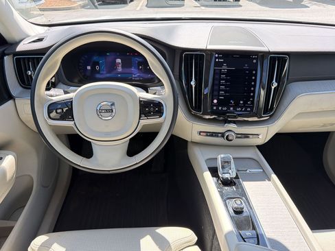 Used 2023 Volvo XC60 B5 Ultimate image 27