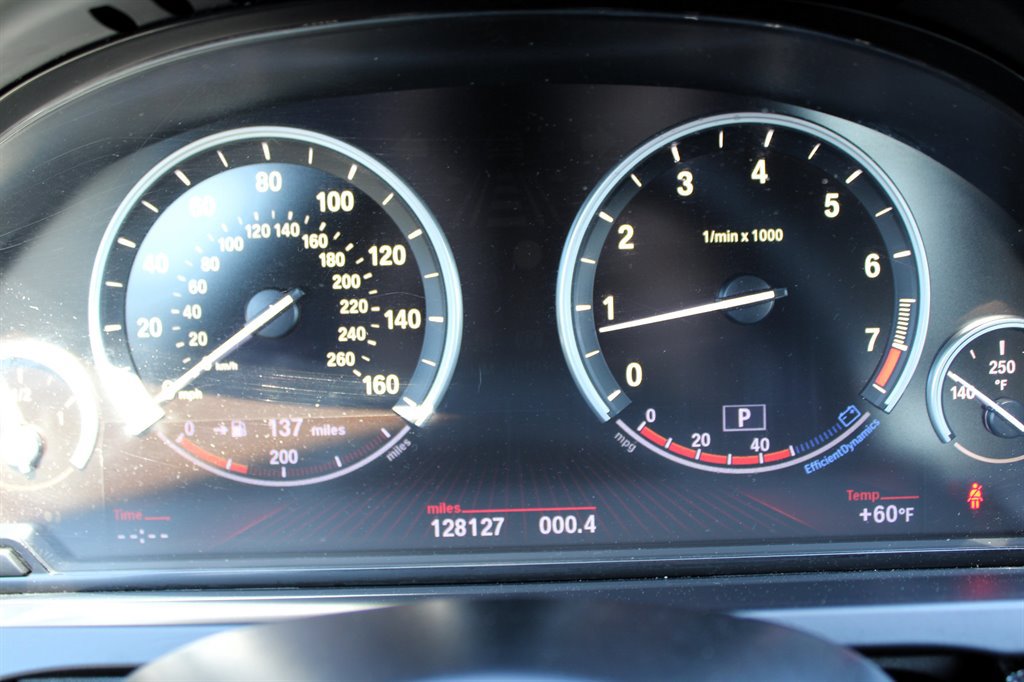 Used 2012 BMW 750Li RWD image 23