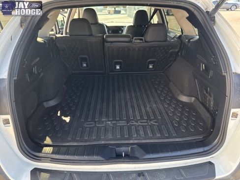 Used 2020 Subaru Outback Limited w/ Popular Package #2 image 31