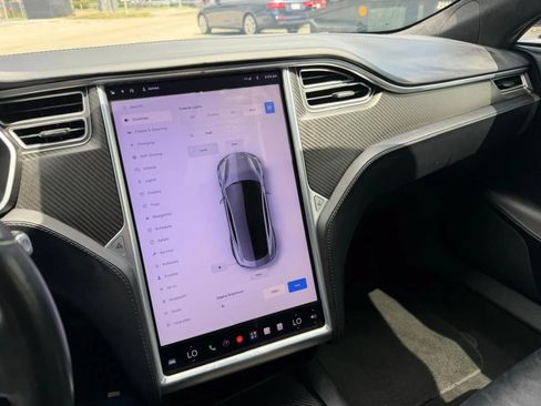 Used 2017 Tesla Model S 75 RWD image 16