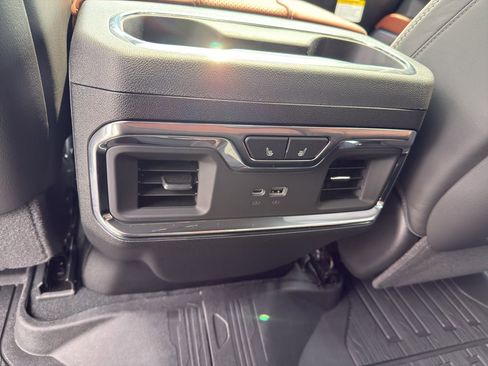 New 2026 GMC Sierra 2500 Denali Ultimate AWD/4WD image 22