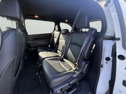 Used 2025 Honda Odyssey Sport-L image 8