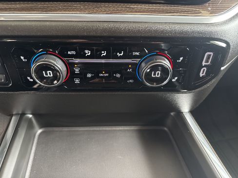 Used 2024 Chevrolet Silverado 2500 LT w/ All Star Edition image 32