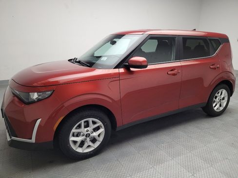 Used 2024 Kia Soul LX w/ Option Group 015 image 2