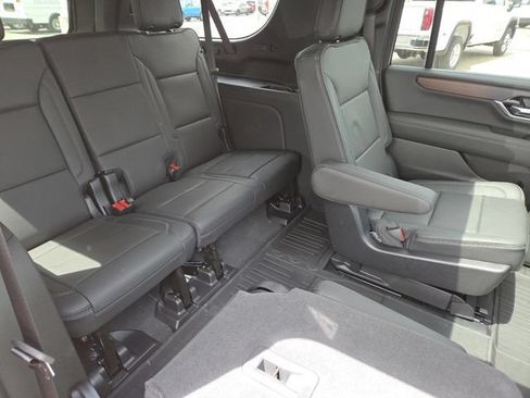 New 2026 GMC Yukon XL Denali w/ Denali Reserve Package AWD/4WD image 33