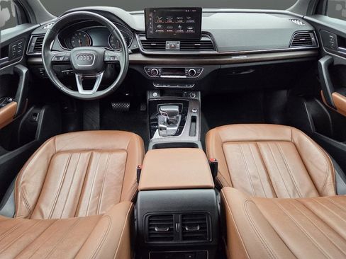 Used 2023 Audi Q5 2.0T Premium w/ Convenience Package AWD/4WD image 18
